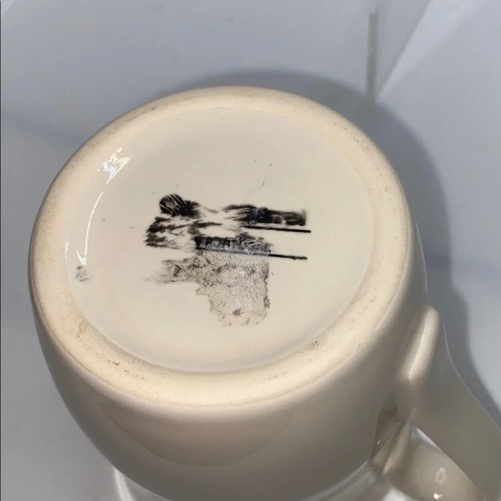 Crate&Barrel Gallery Creamer